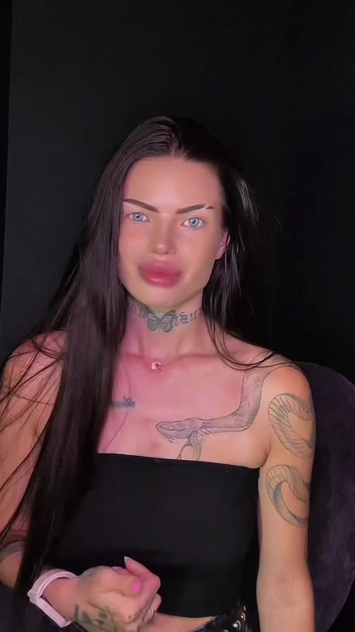 @̶Б̶ы̶в̶ш̶а̶я̶🖤👧🏻