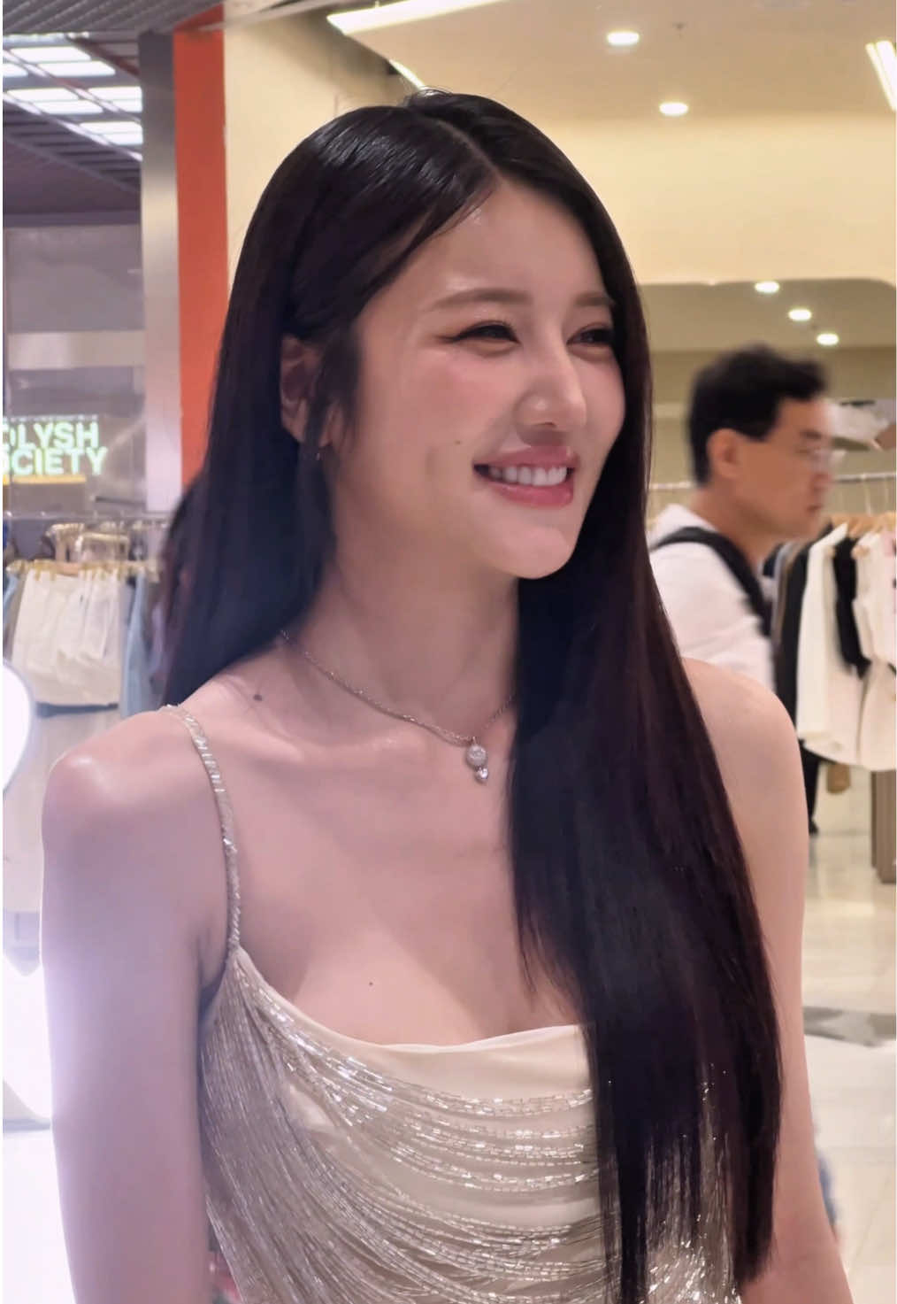 @aaongfrongg
