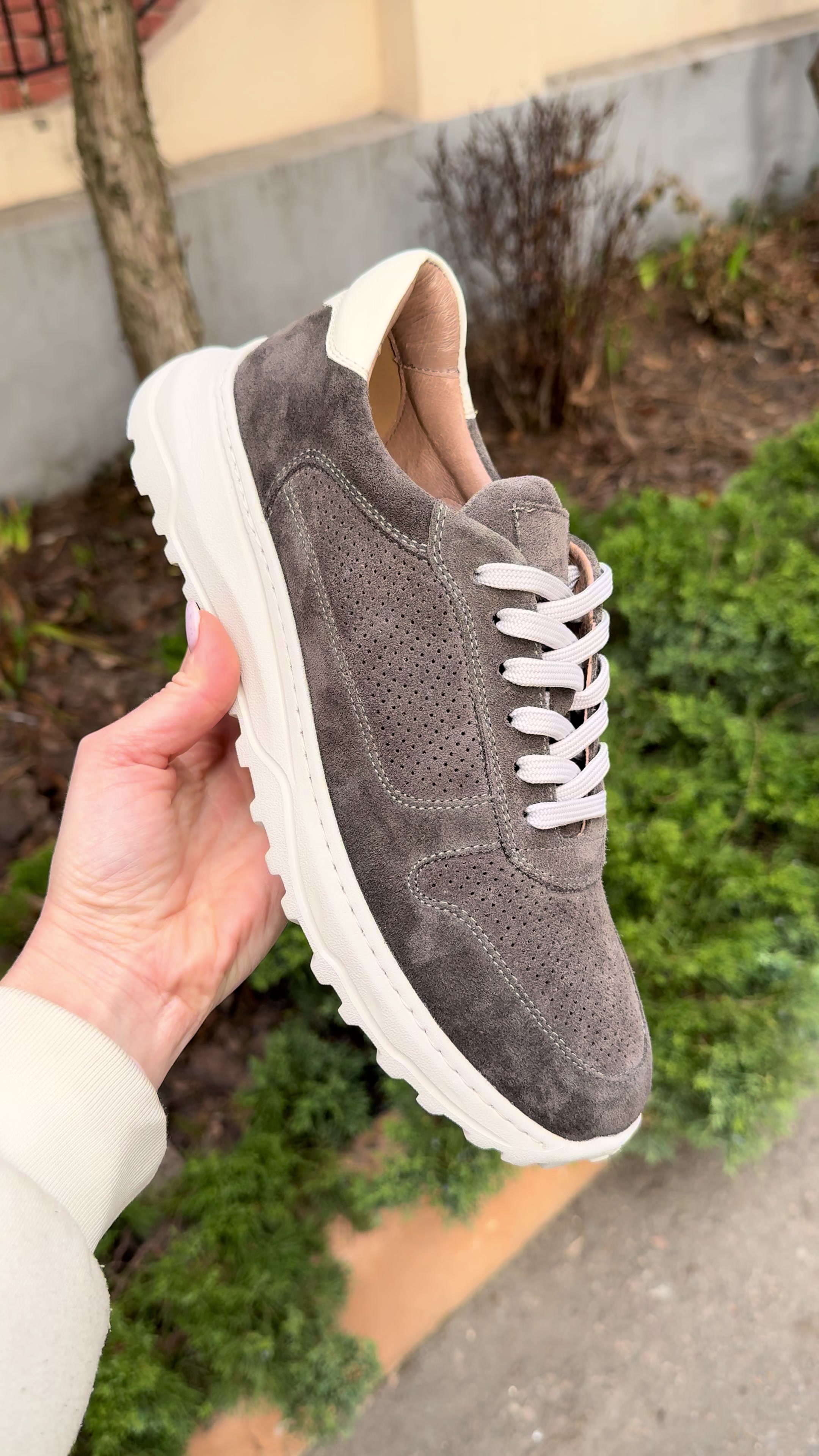 @Whitelion.shoes