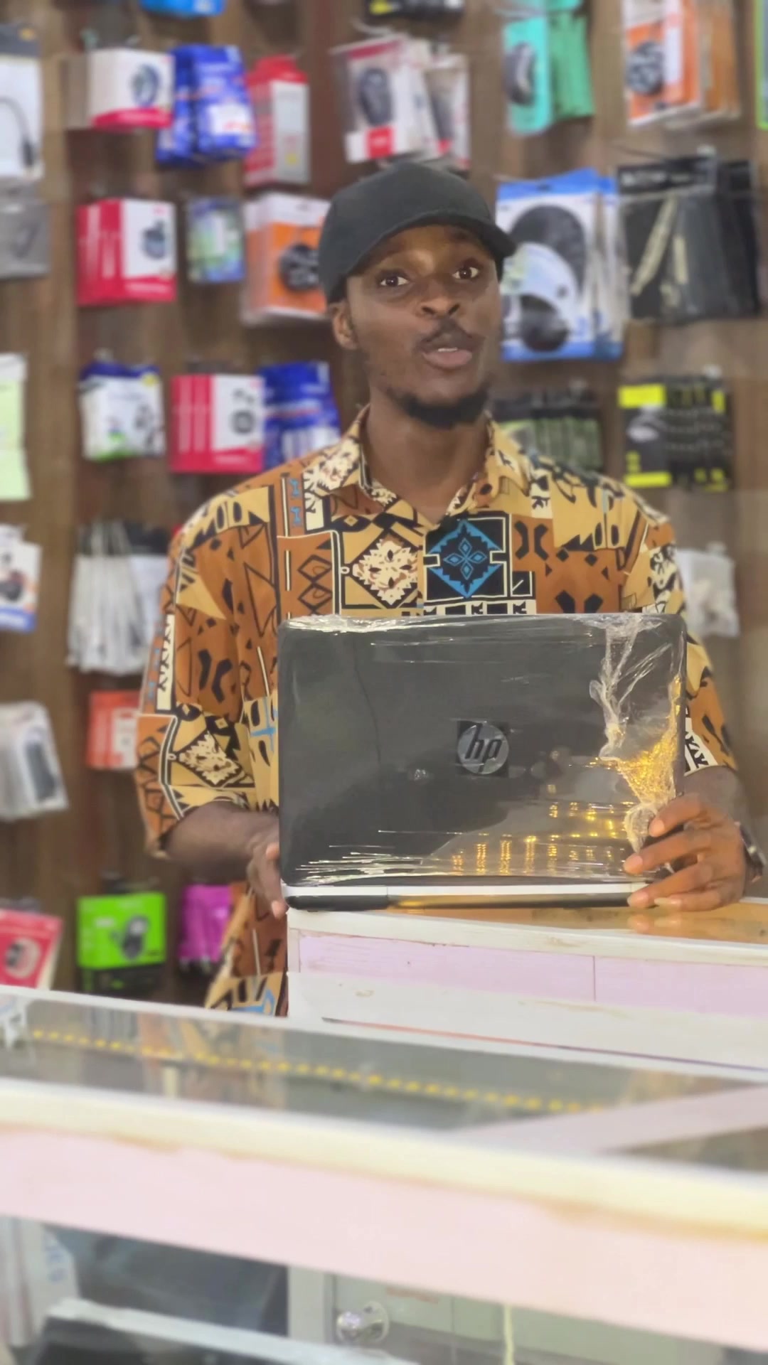 @LAPTOP VENDOR IN ABIA
