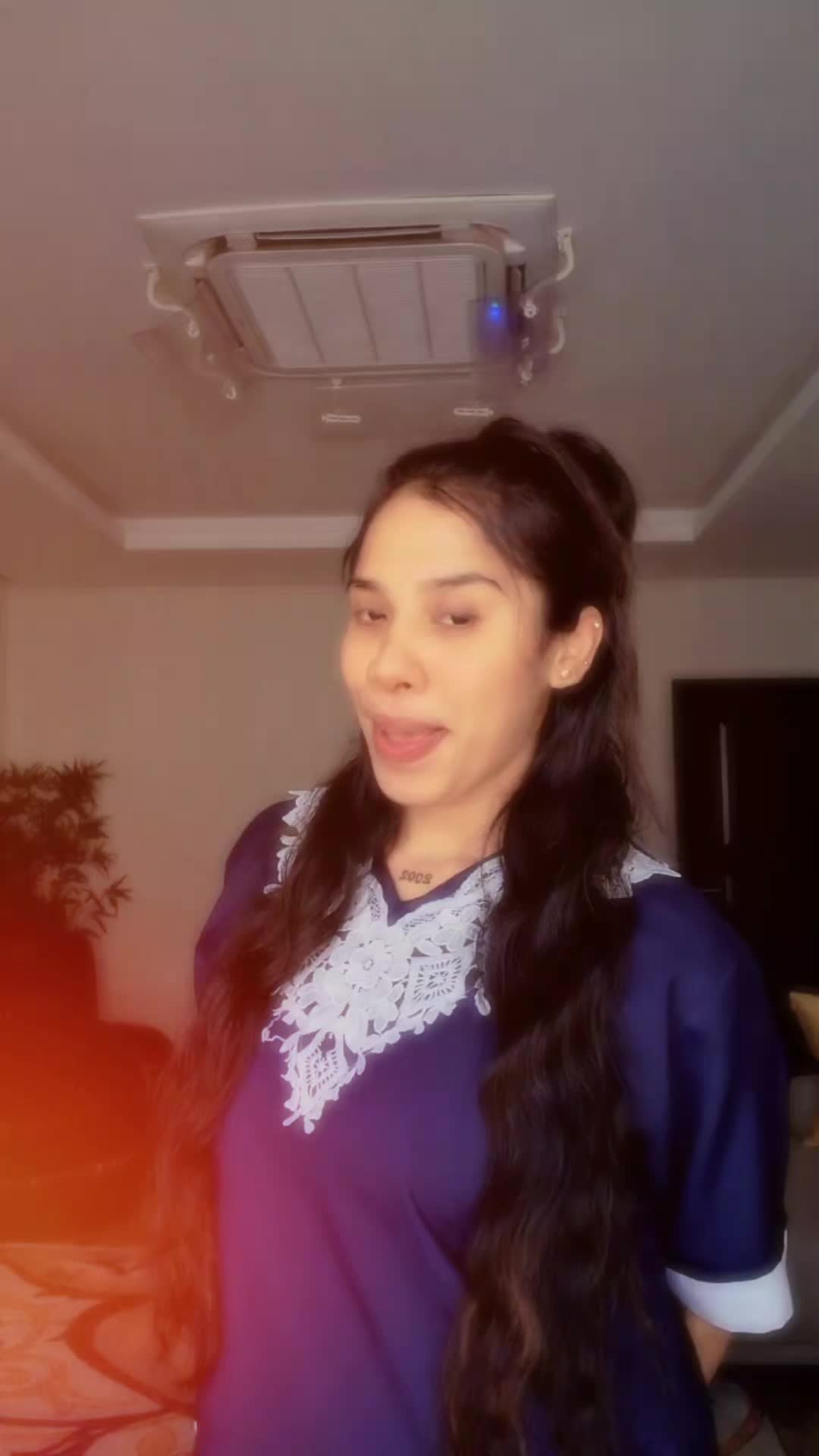 @♡_🍷Shashi🧚♀️_♡
