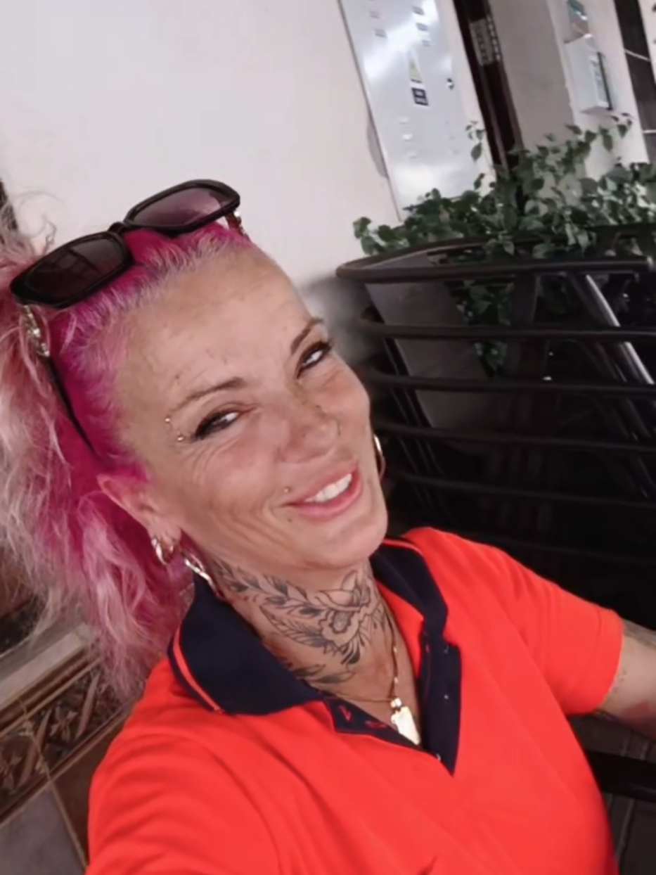 @laxoxo