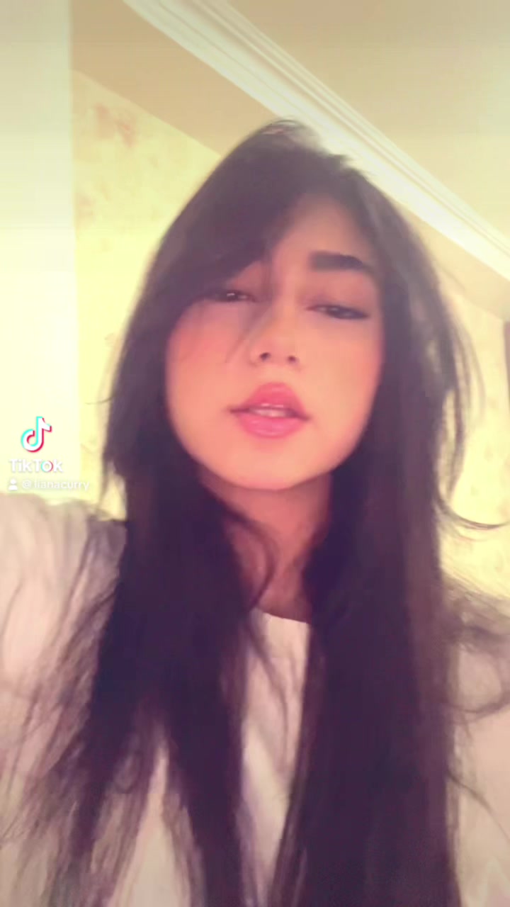 @لیآنا