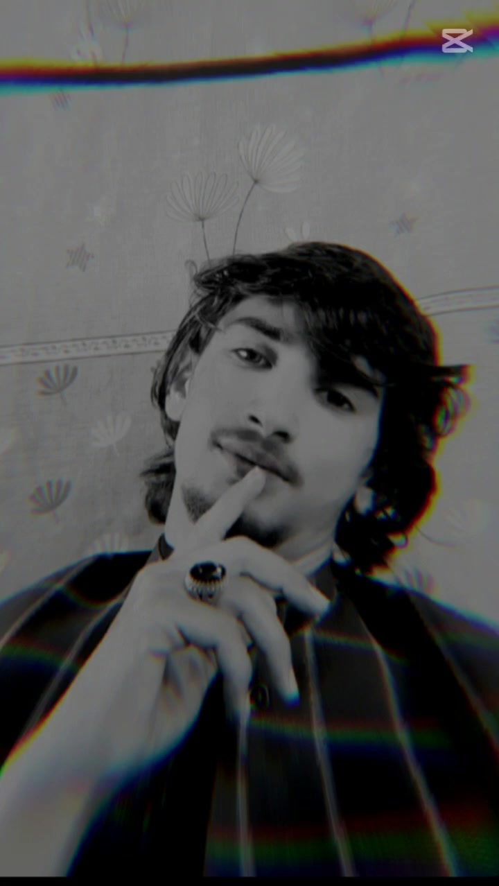 @🥀Ashna《♡》