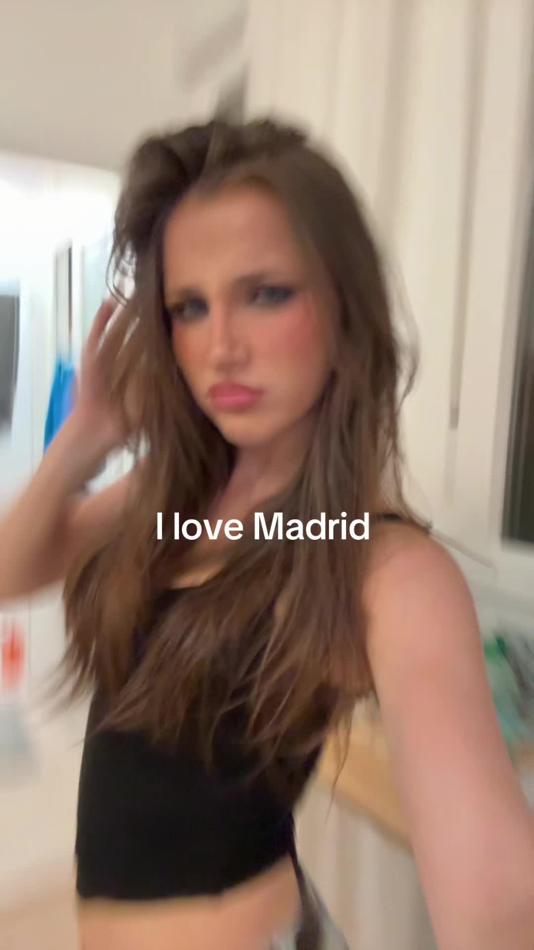 @Bella aka Miami Brunette