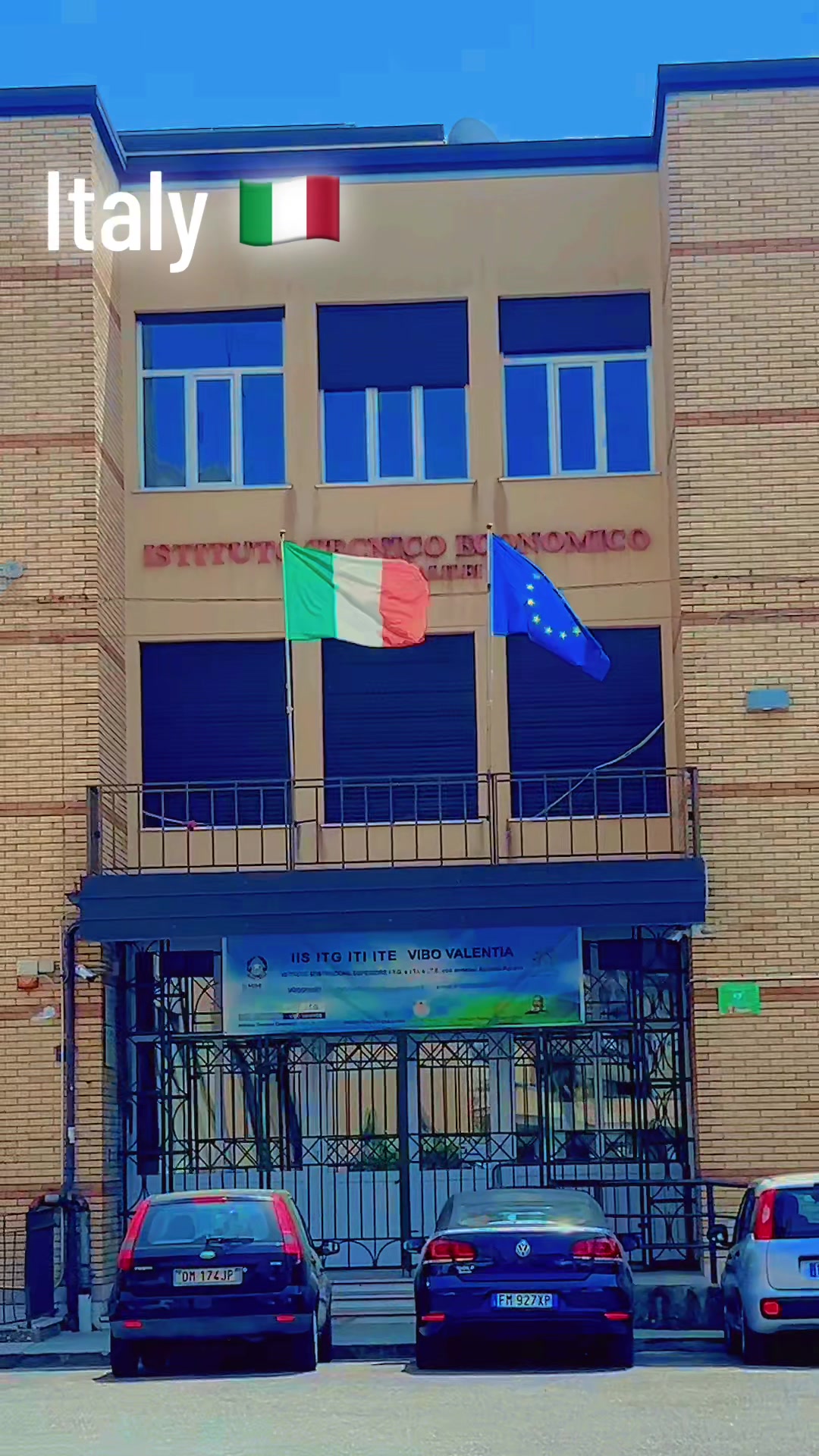@Sandhu.🇵🇰🇨🇾🇧🇭🇮🇹🇪🇸