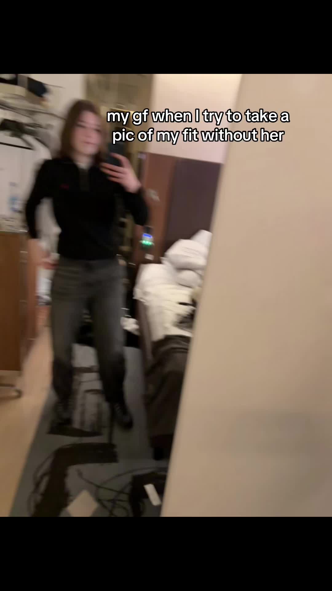 @R 🎱
