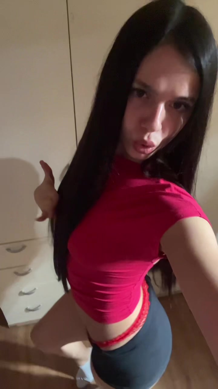 @valeriavela._