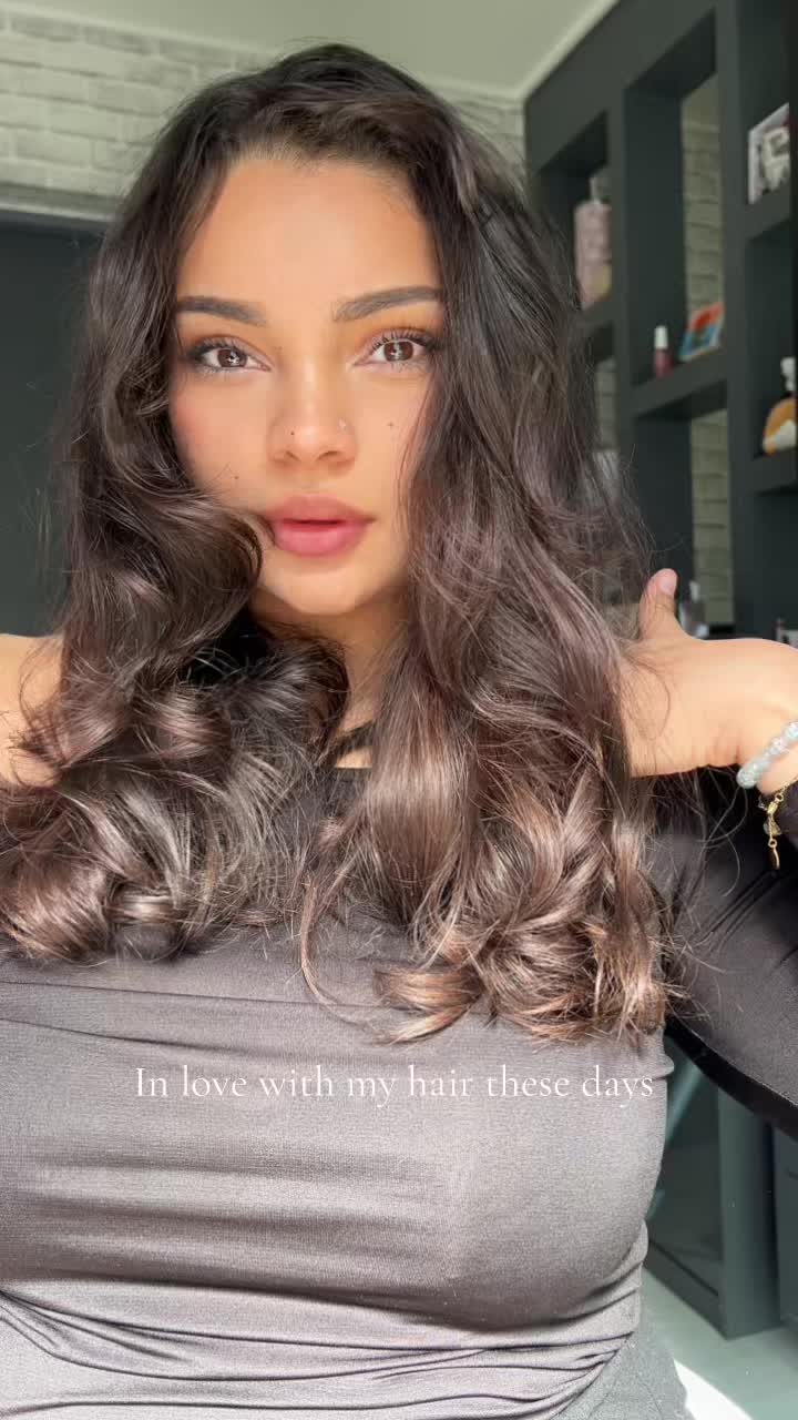 @AM&Eacute;LIE 🐬🥥🌺