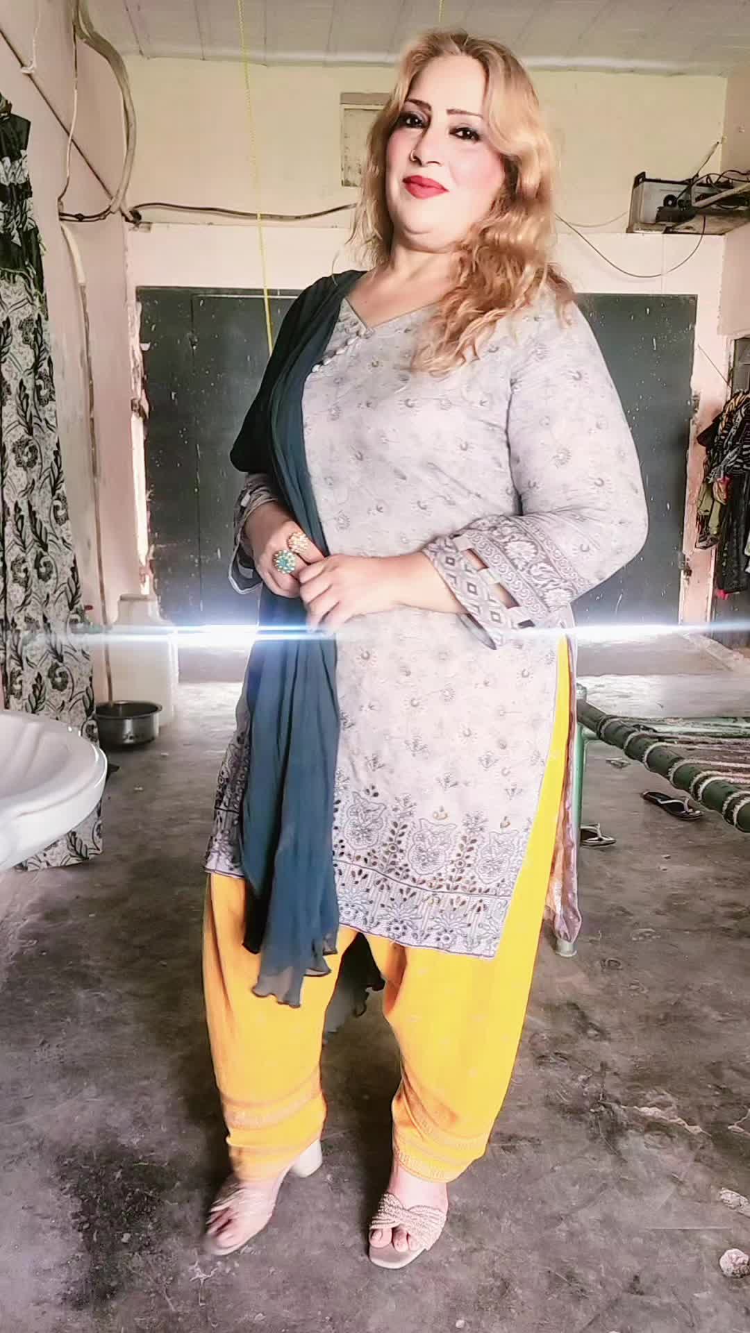 @Rubina Khan