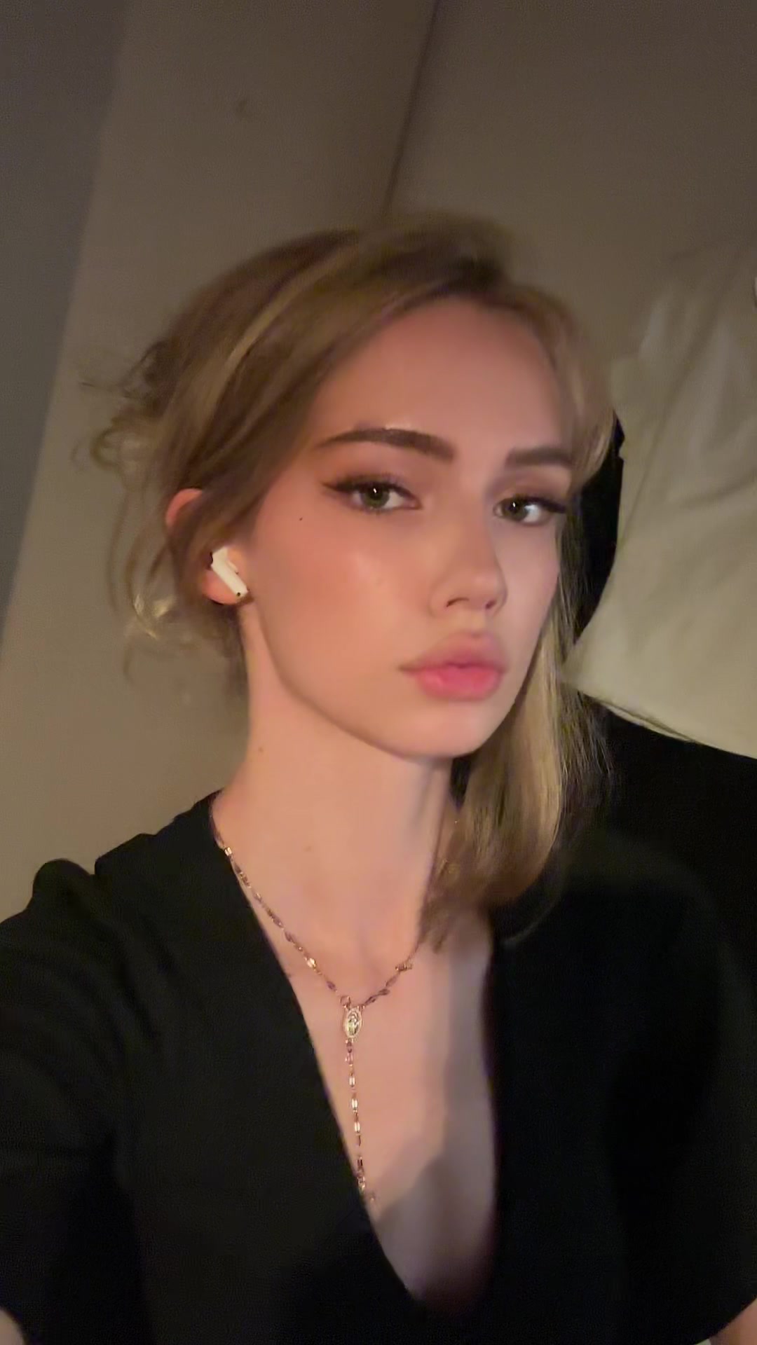 @Eva