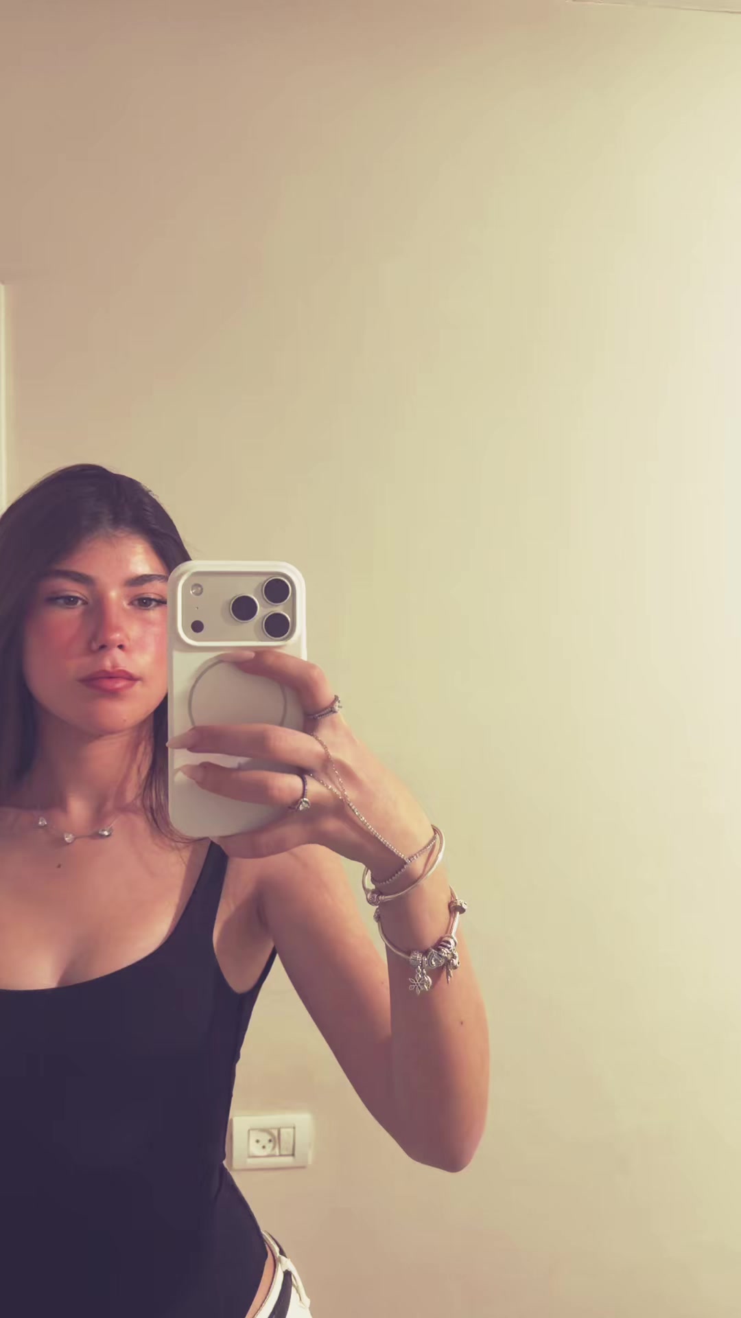 @EMMASHADMI