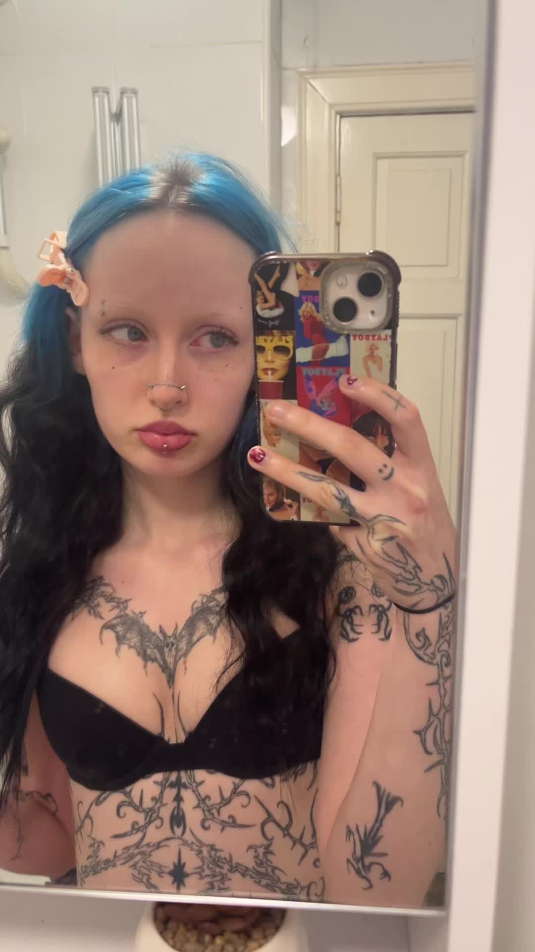 @alienmeowsz