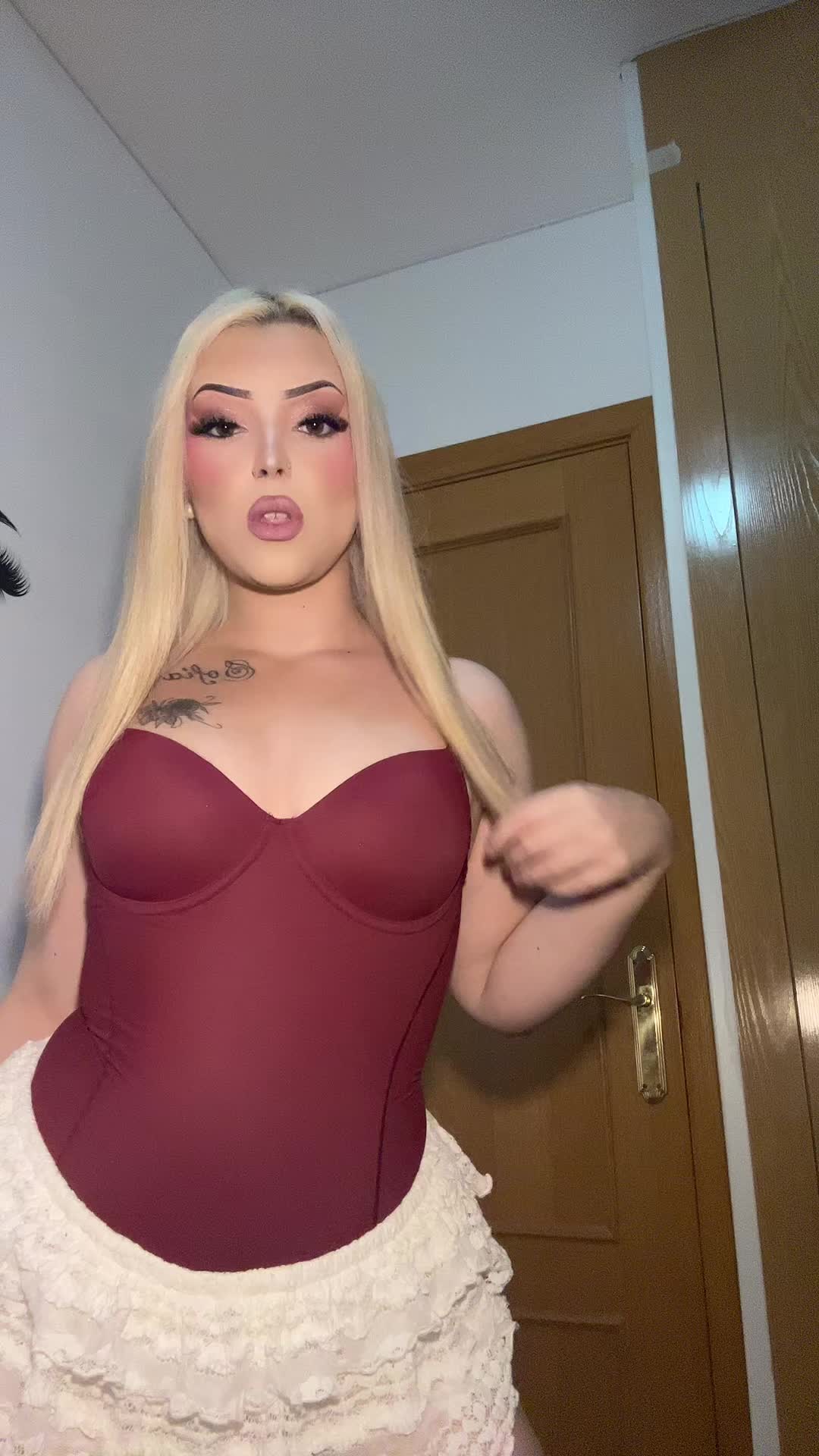 @𝓐𝓲𝓷𝓱𝓸𝓪🎀