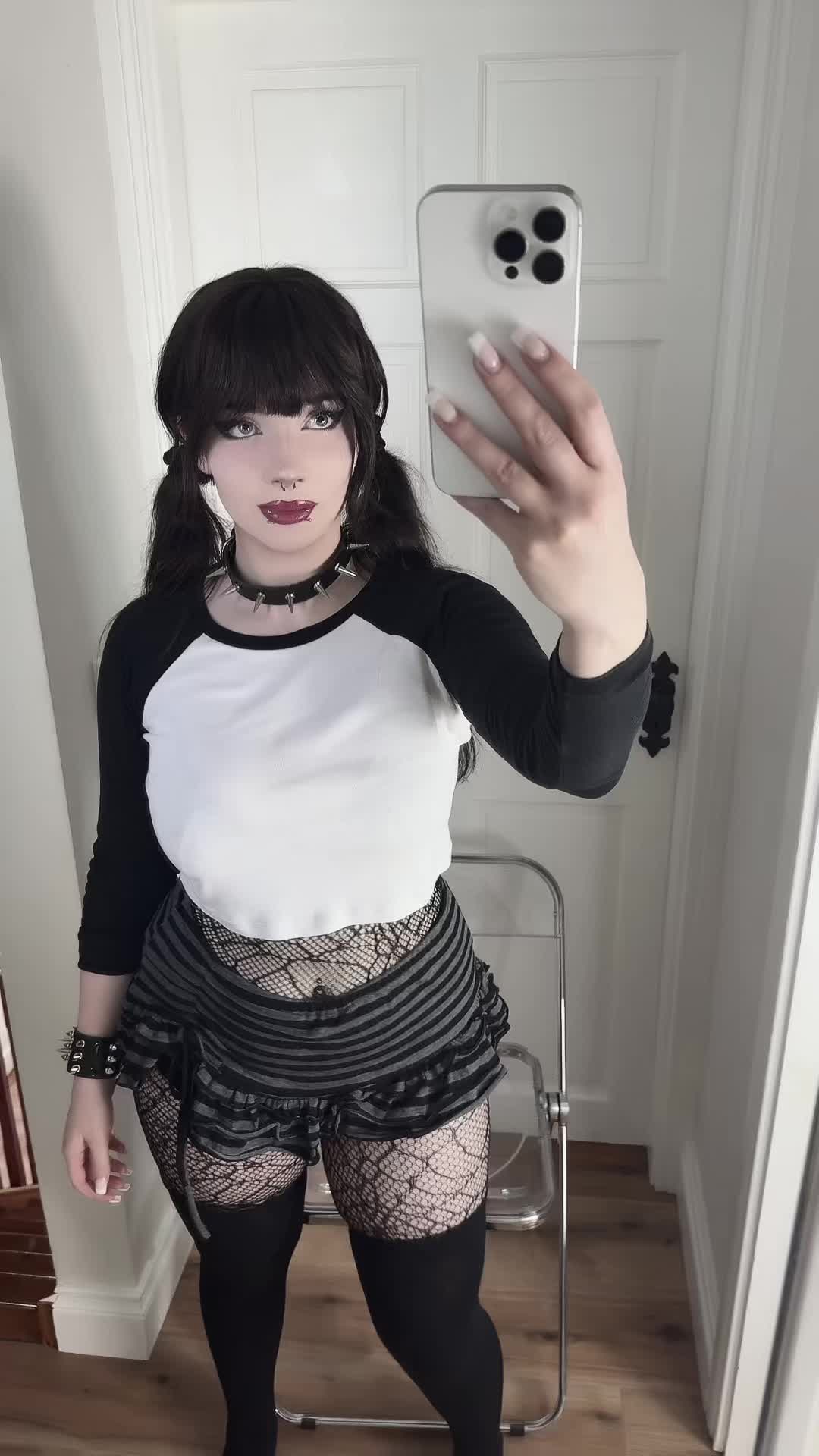 @Cutiegothxo