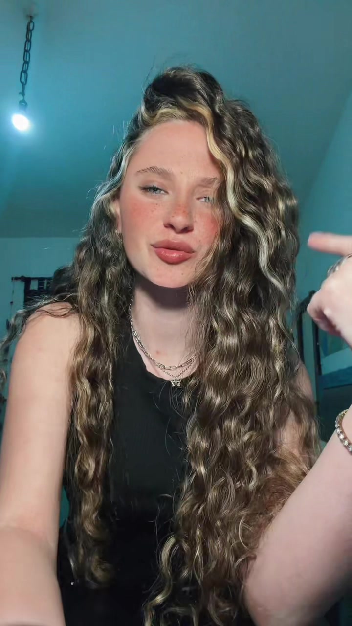 @Agooos