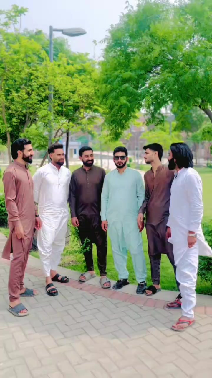 @M A H I ❤️🩹