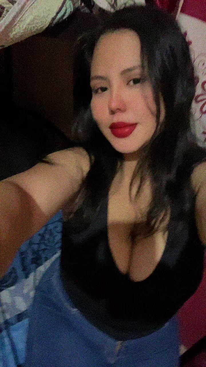 @Val 🍒