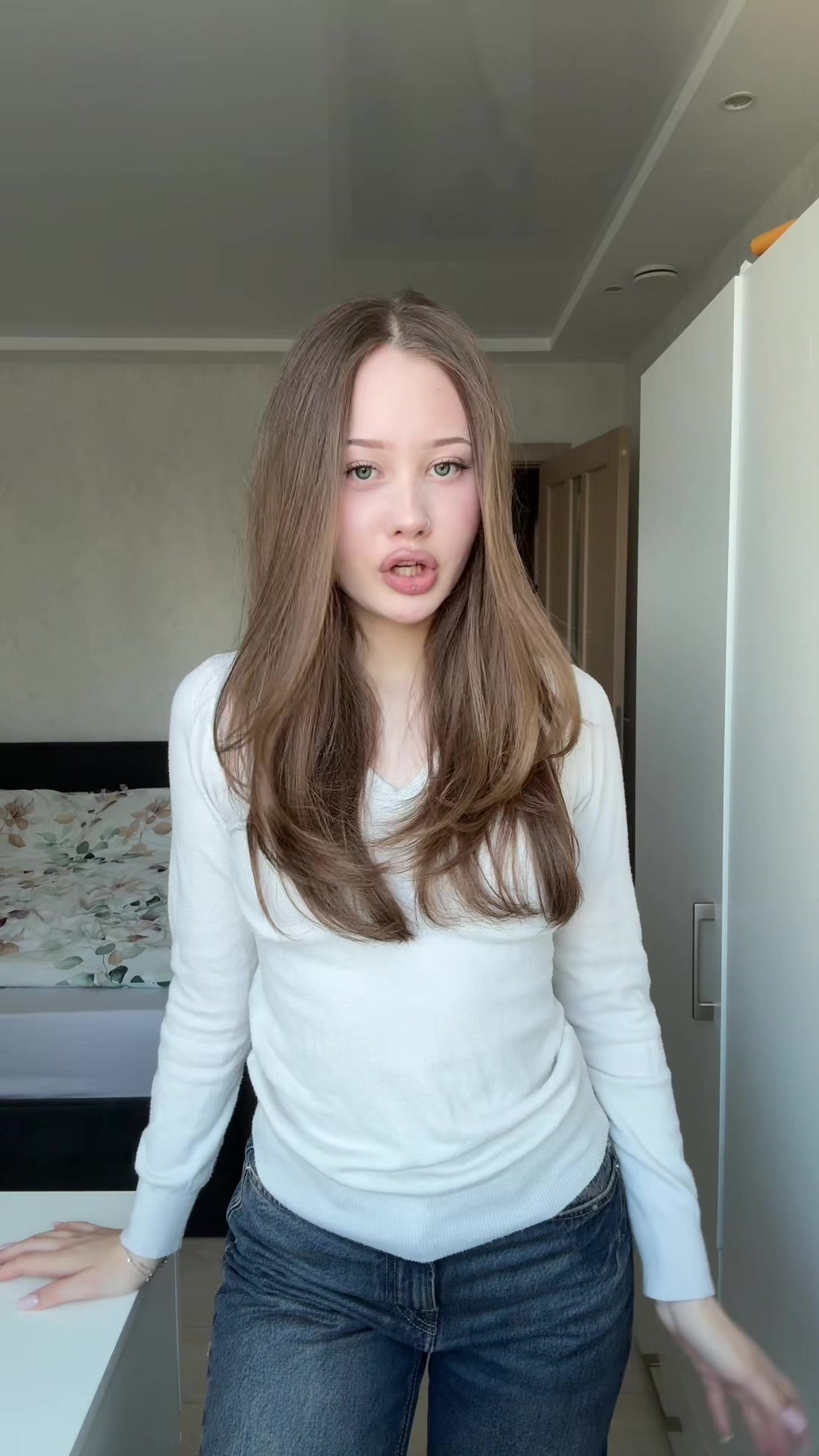 @Ааня