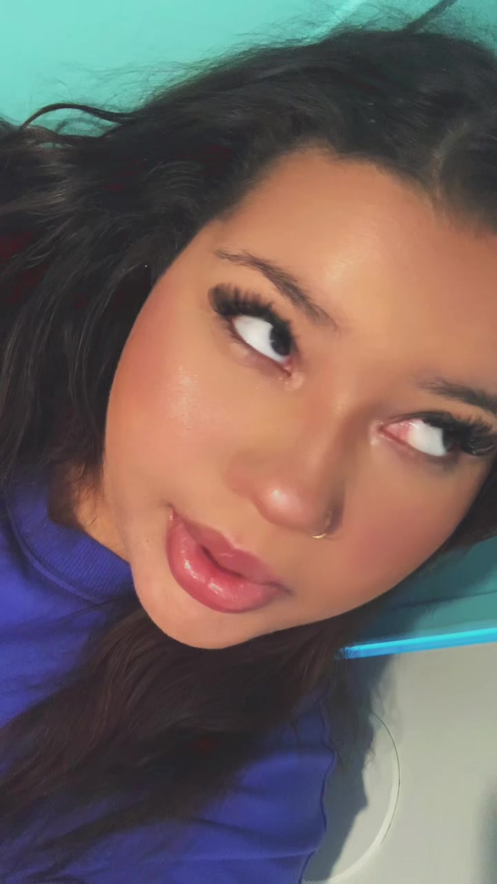 @Layna