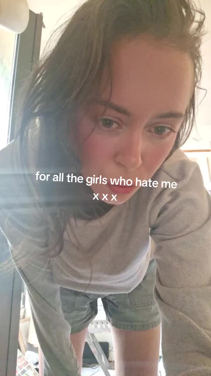 @lollyybmnqh