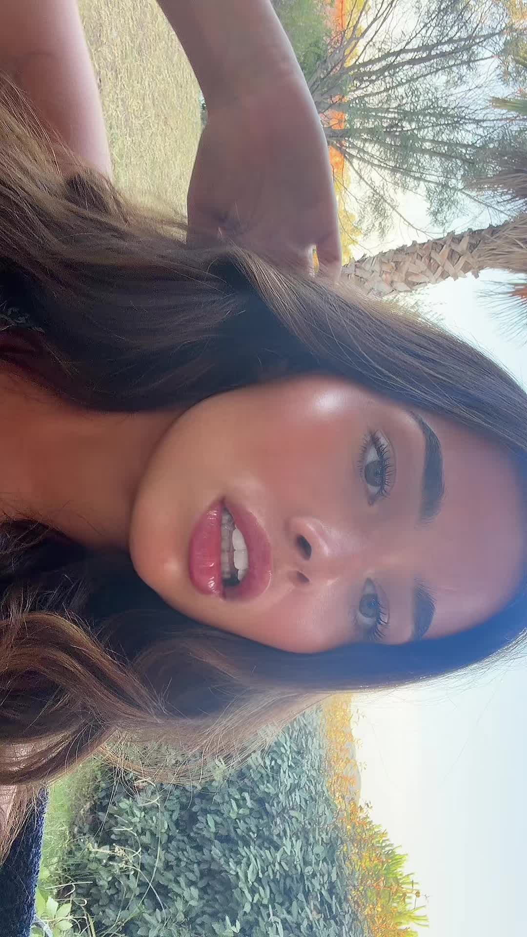 @laurencozens