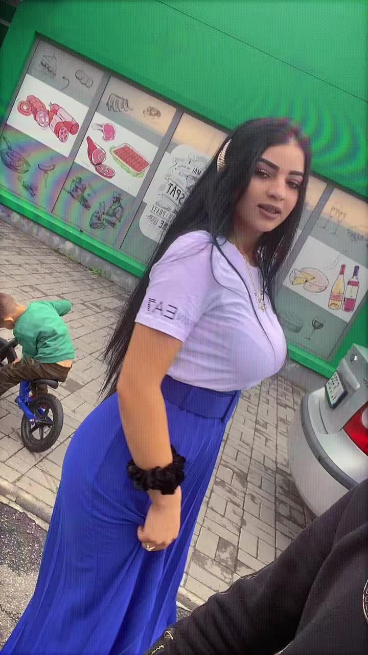 @Elysa