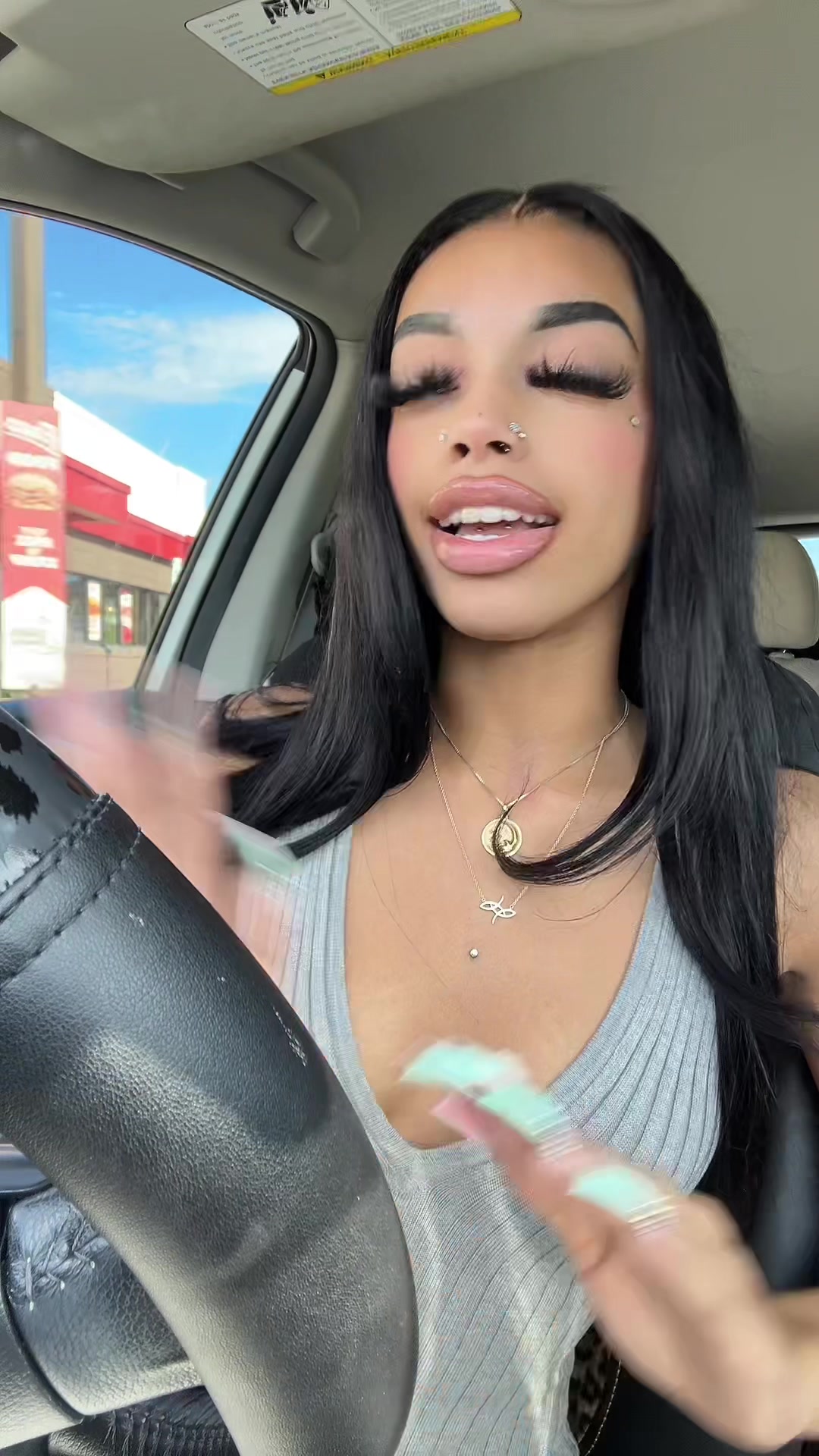 @Feen4._julia