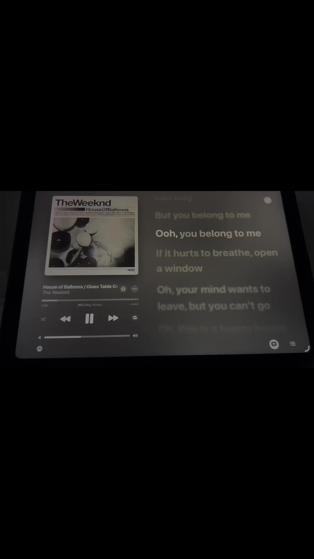 @🎧