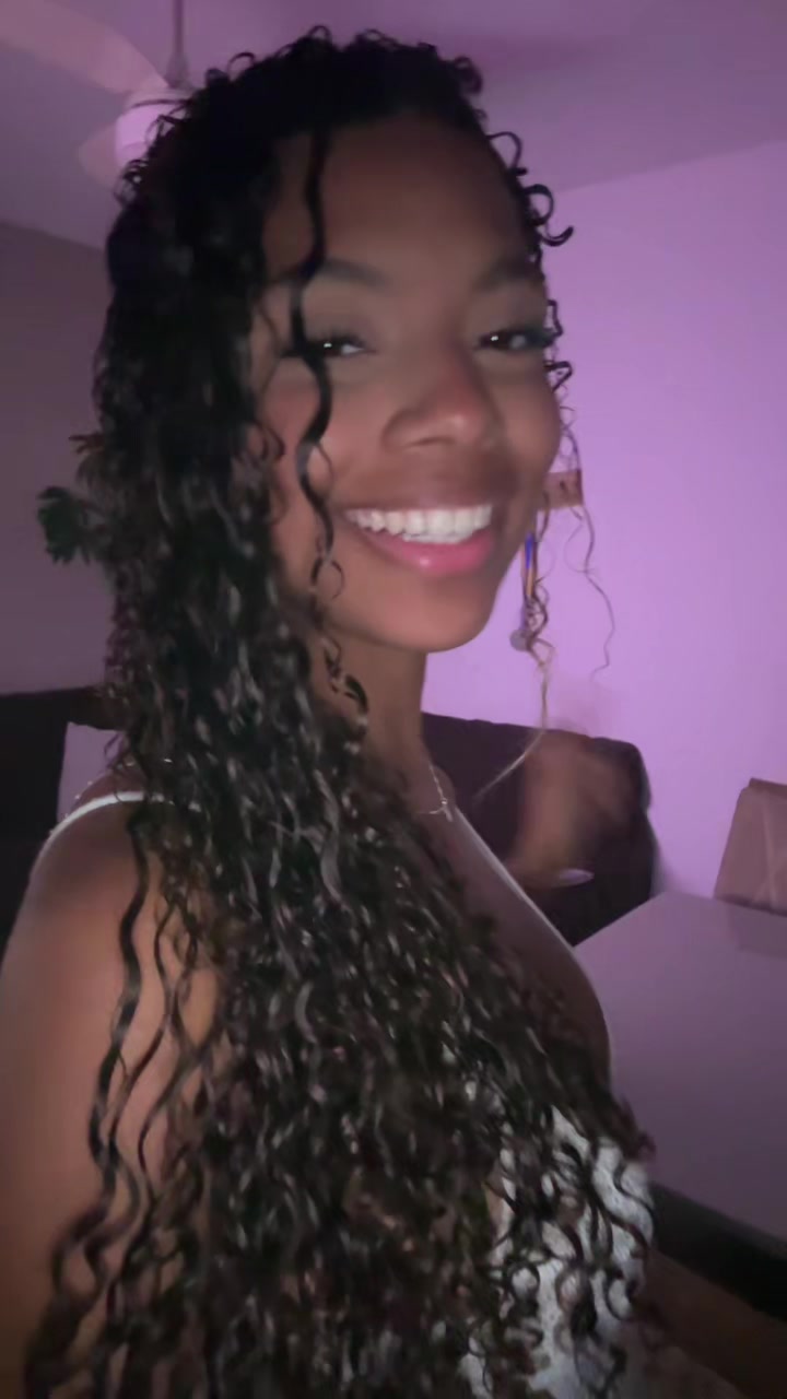 @livyasantos
