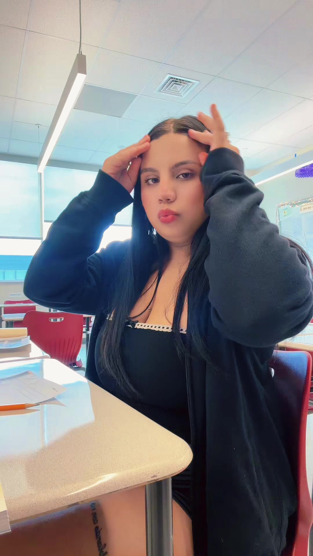 @Jasmine_contreras21