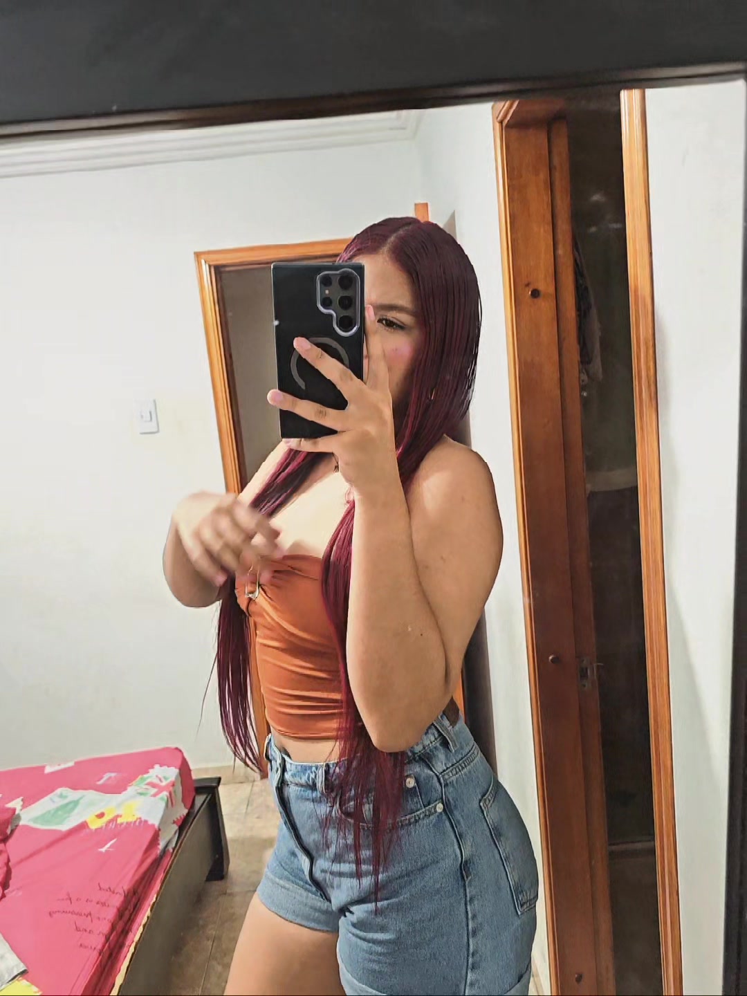 @ɐᴉɥɐN