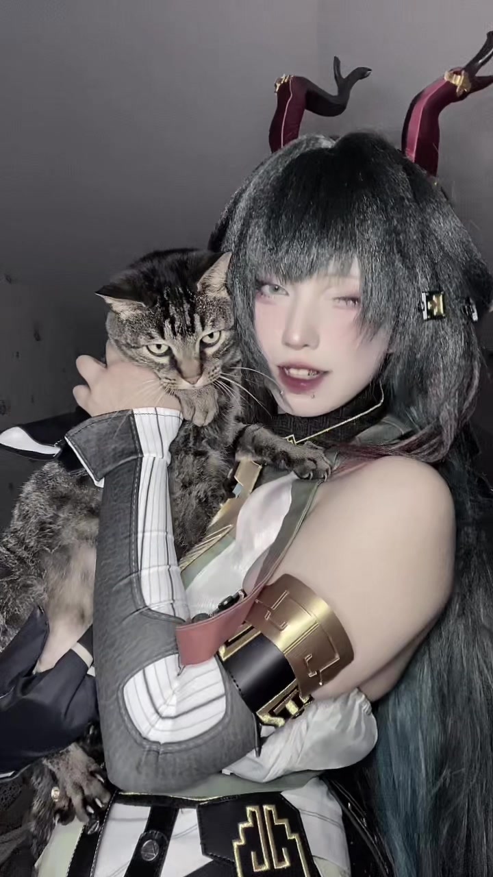 @Lin🪼-> DOKOMI 9L21