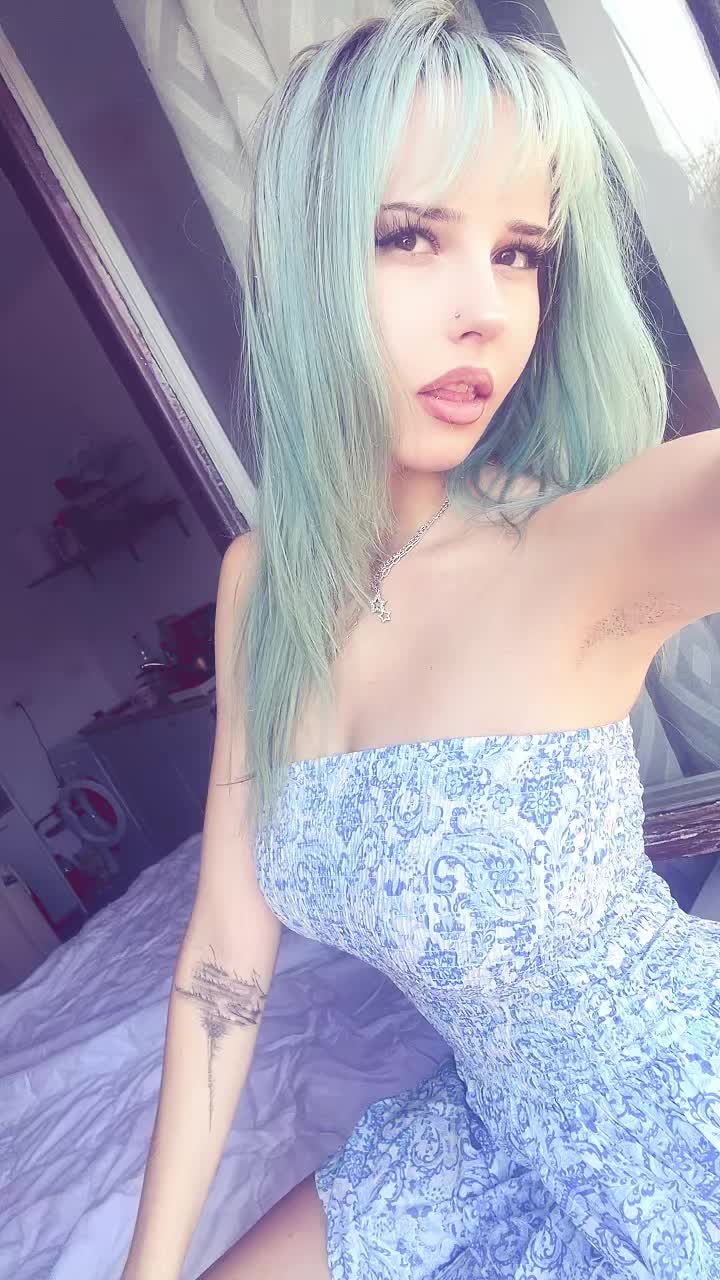 @eliz☮︎