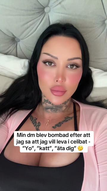 @𝒜𝓎𝓁𝒾𝓃𝟦𝟦𝟦 🦋