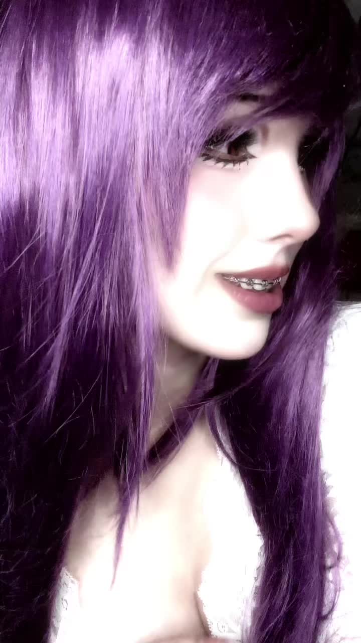@𖦹&deg;🍎Anni