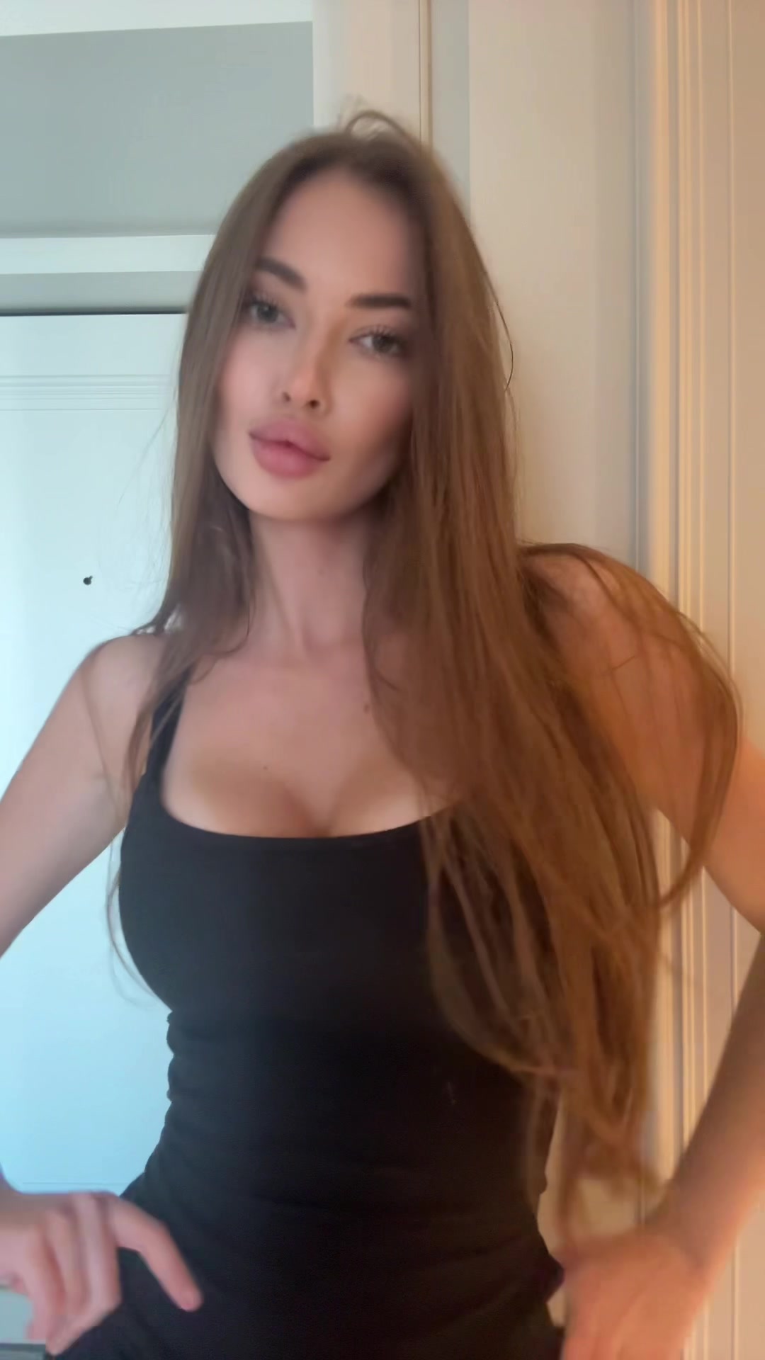 @Ellina