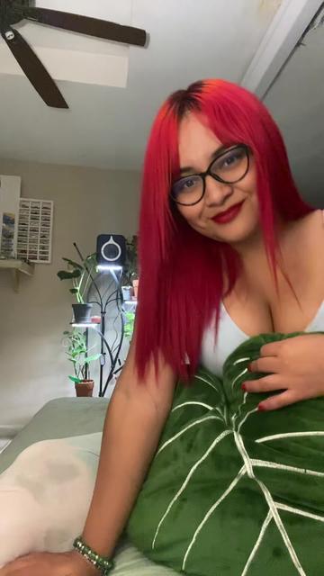 @La_rojita_🍒🤓