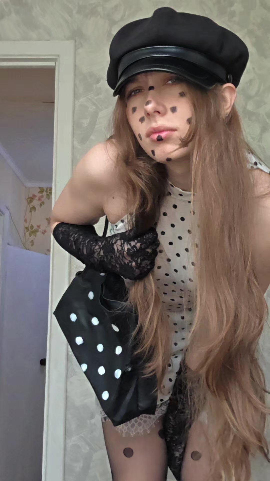@Алё