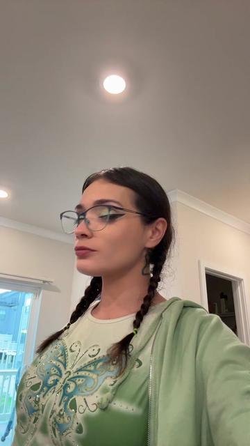 @Jade