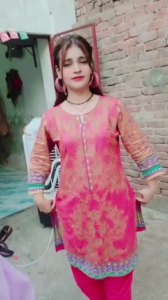 @Dimple Queen 👑