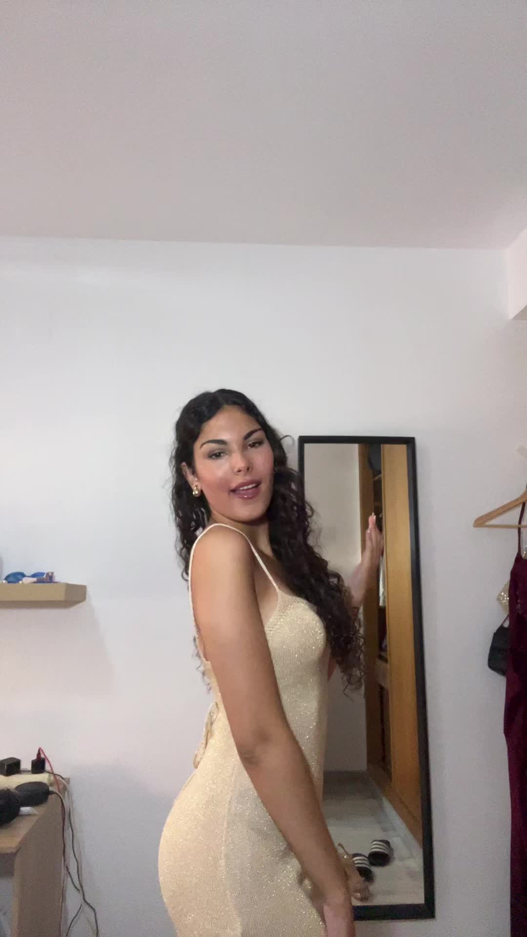 @Danielaa