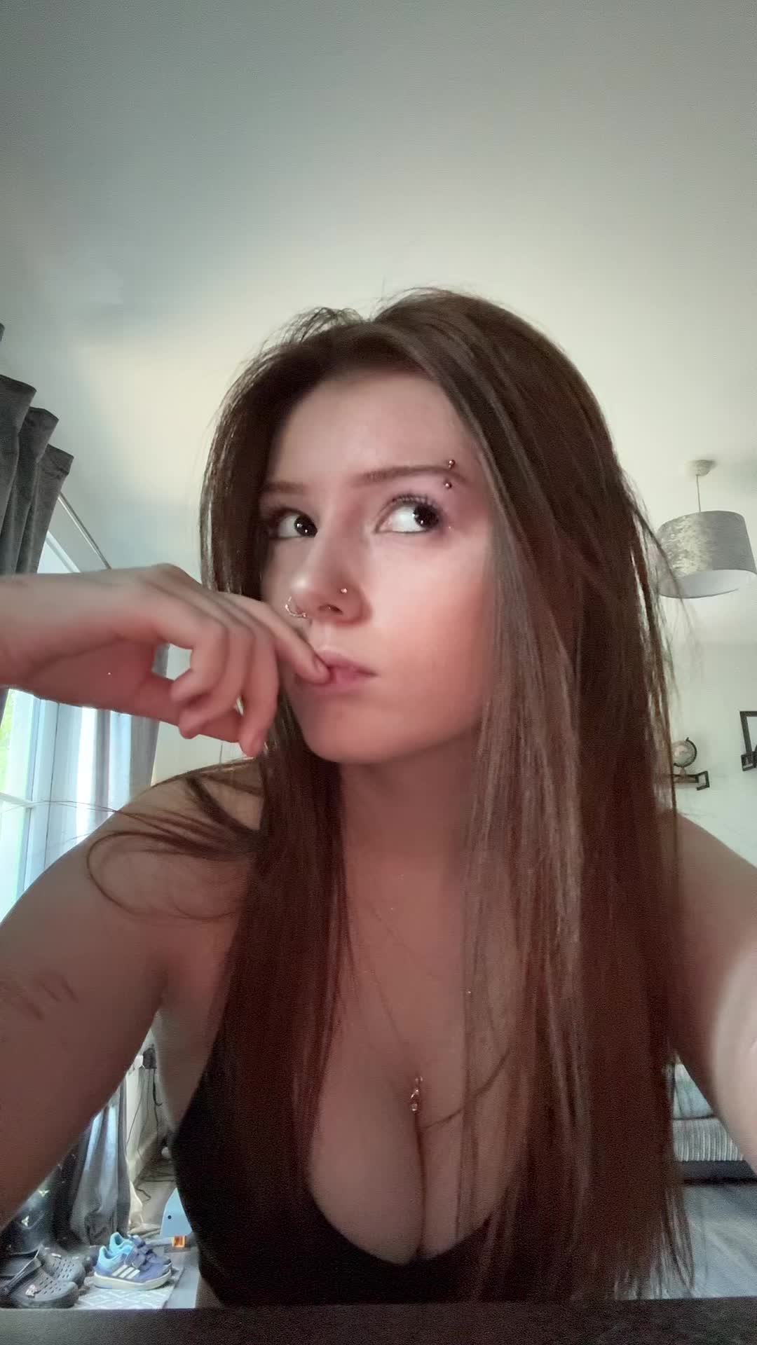 @daisybrdx