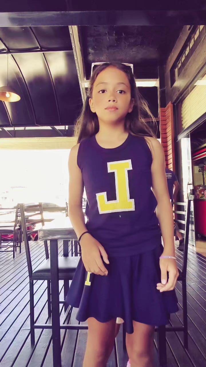 @larissakawakame41