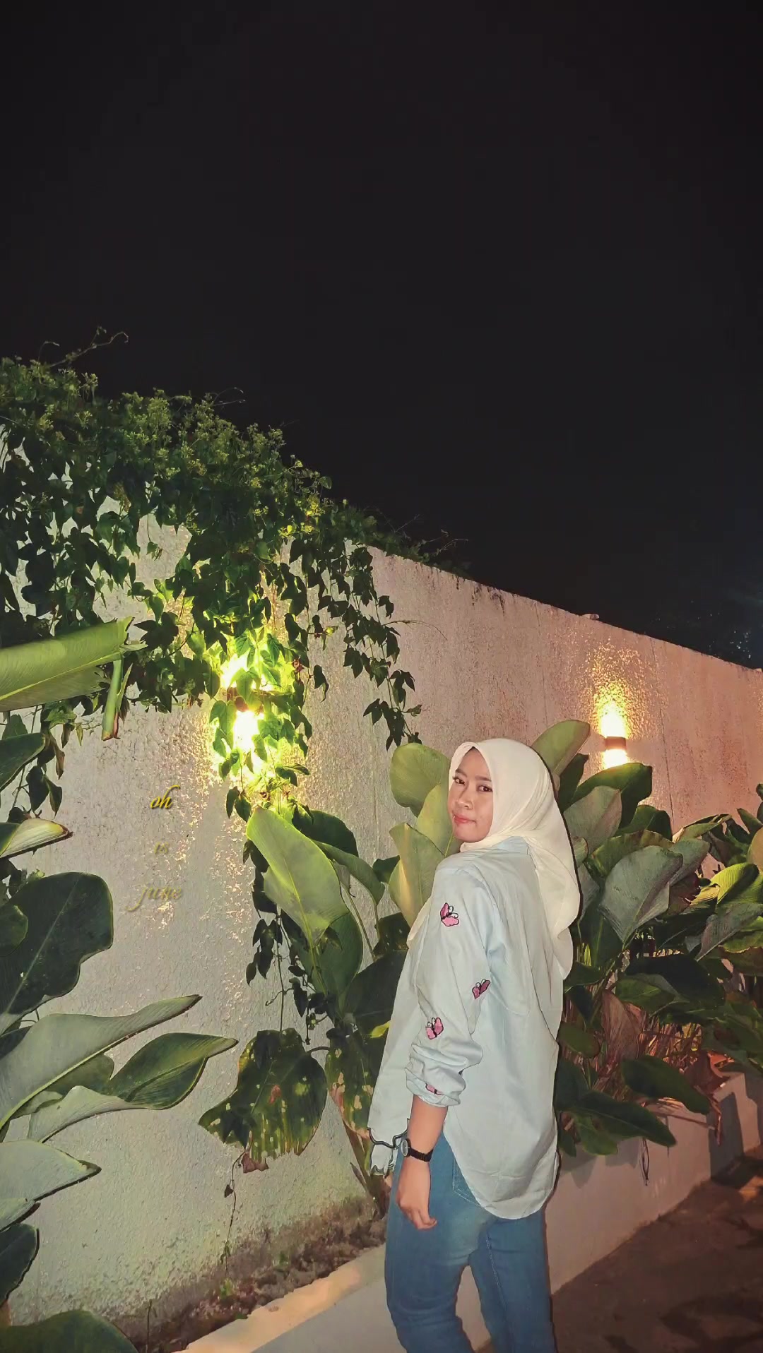 @ayr