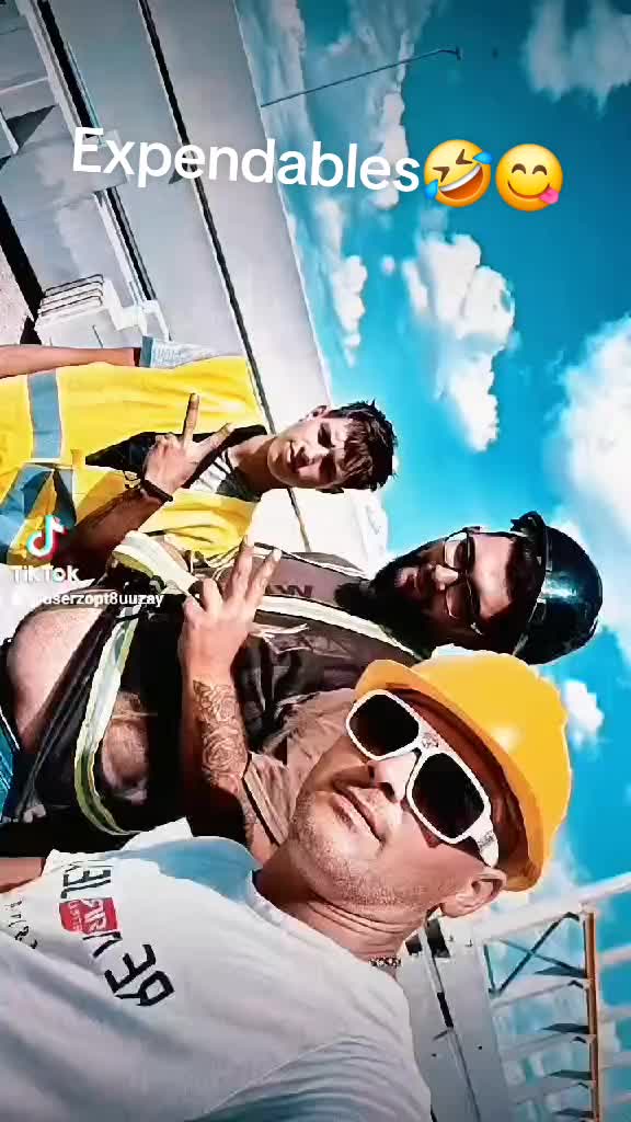 @Kriszti&aacute;n😊👋