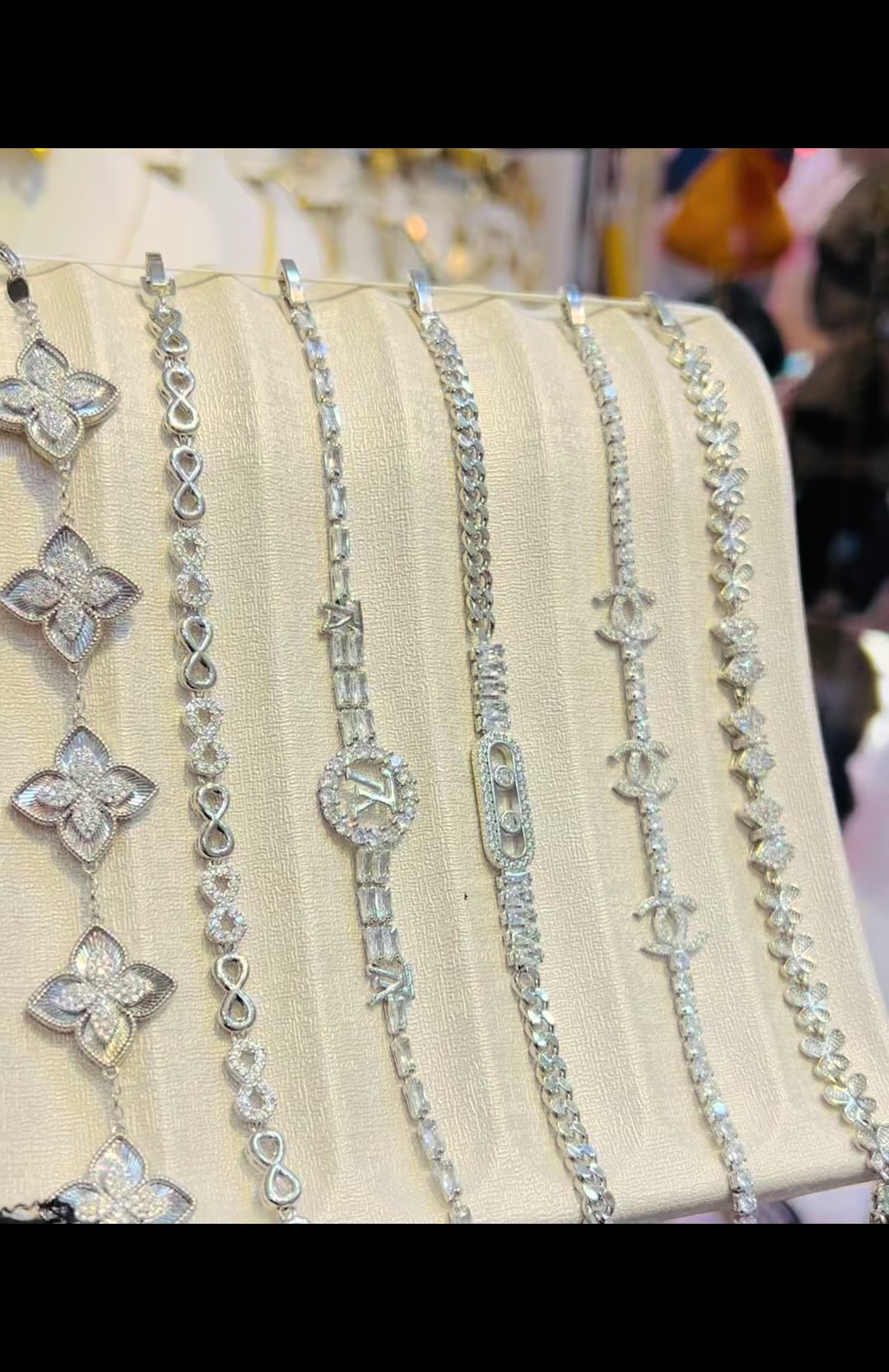 @اكسسوارات الجوهرة العلمة