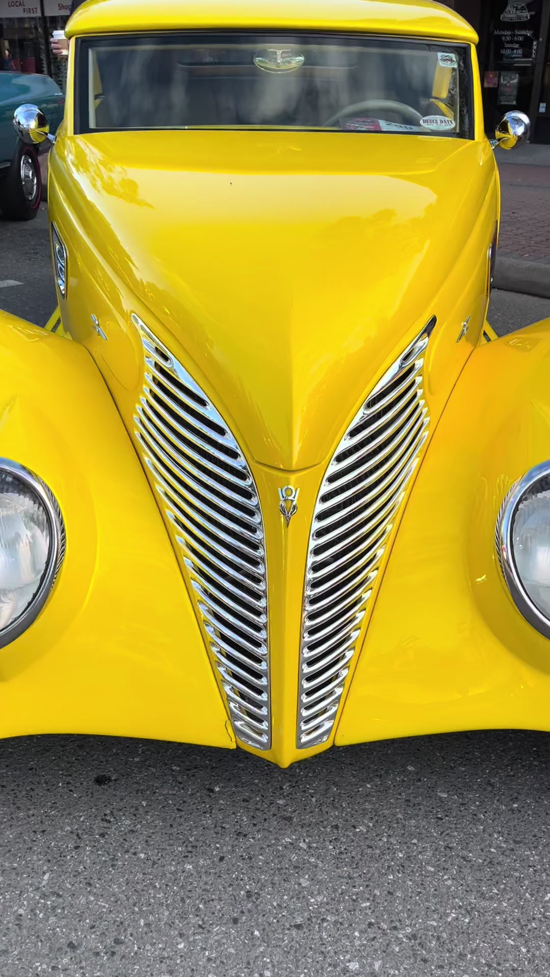 @Thumbs up Hot Rods