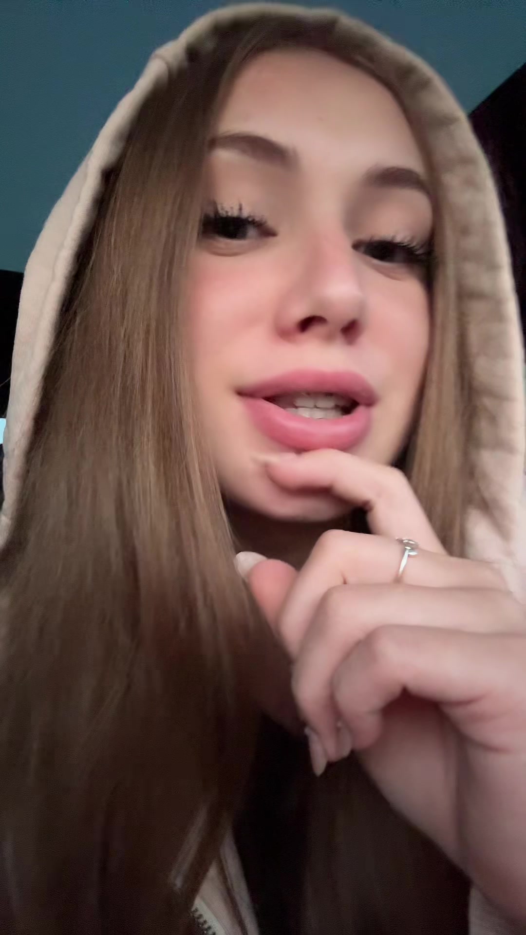 @AMINA