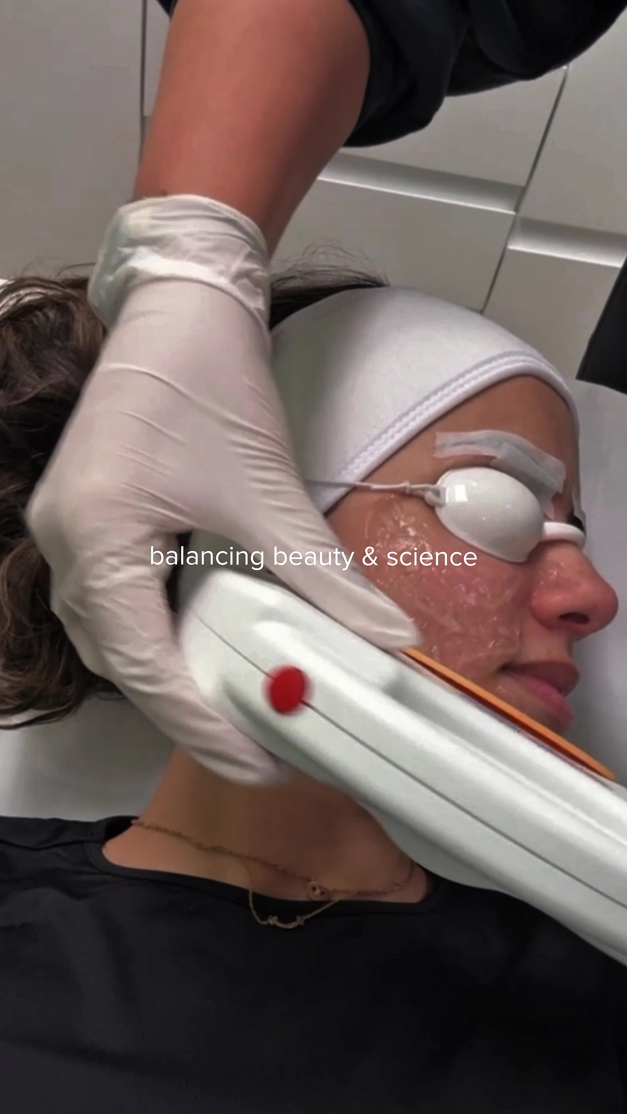 @Dr Tara Francis